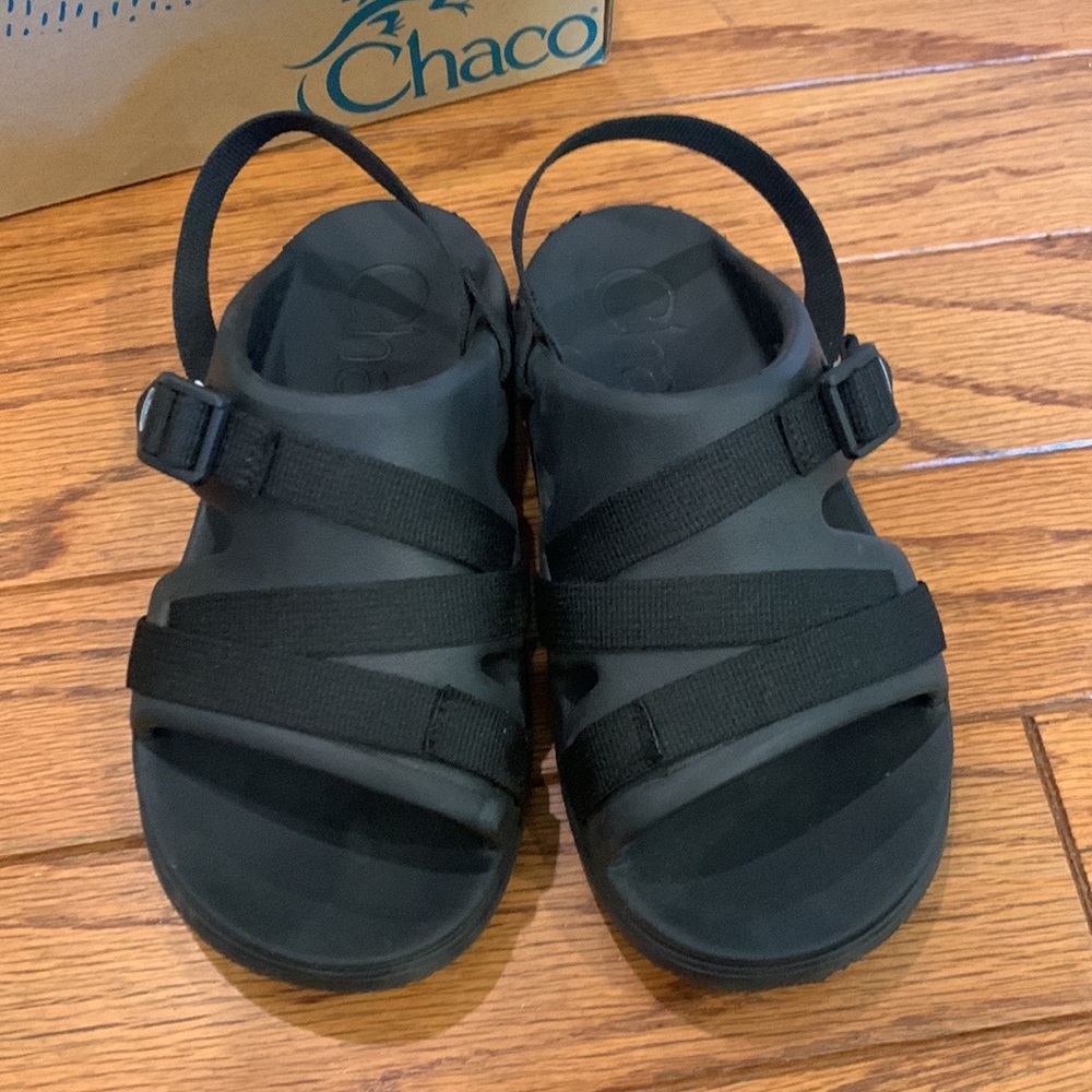 EUC Chaco Chillos Sport Kids Slide Sandals Arch Support Shoes Size 4